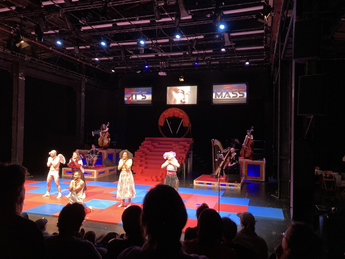 Visuals for the Stage Design of ITS A MASS